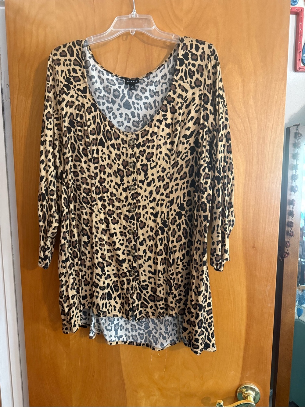 torrid Leopard Print Scoop Neck Tunic in Tan and Black